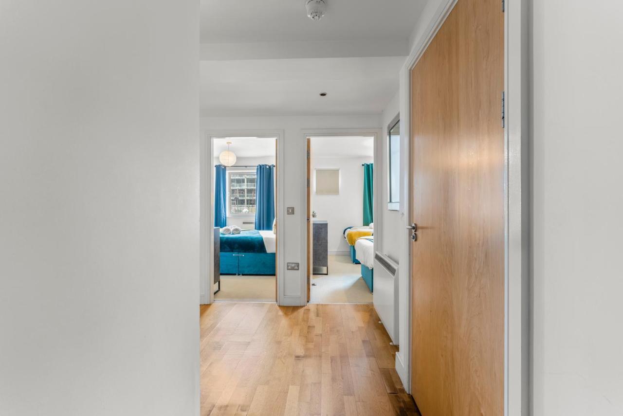 Enchanting Bristol Abode -Sleeps 6 With Balcony! エクステリア 写真